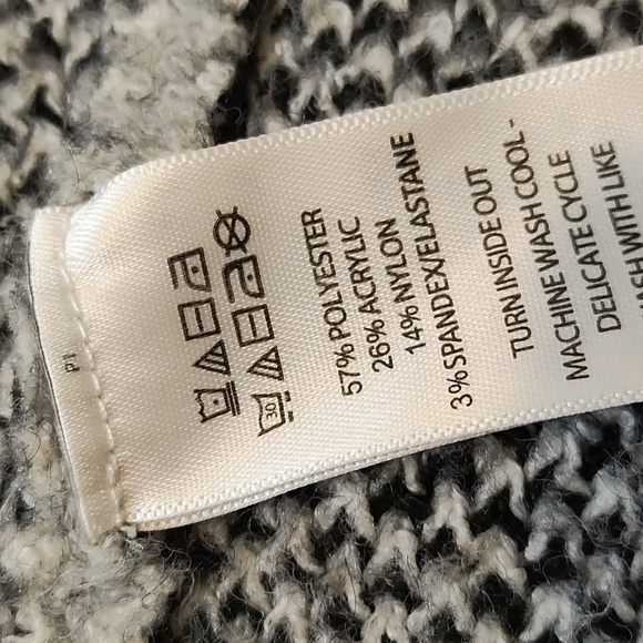 Nicole Miller New York grey black and white sweater - Picture 8 of 9